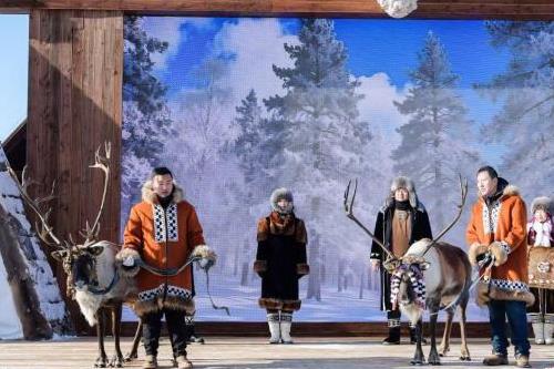 内蒙古冰雪旅游季在“中国驯鹿之乡”启动