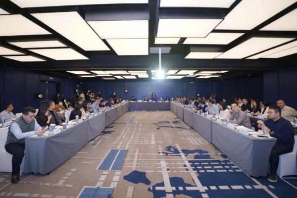 ���ǻ�ҩѧ���ڿ���ί�������ɹ���