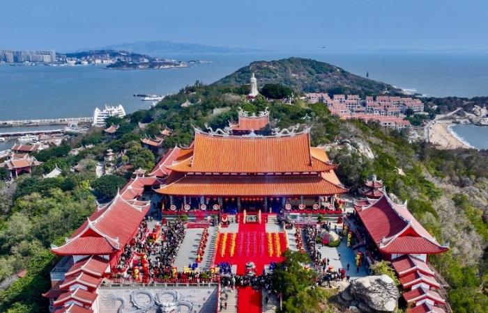 海峡两岸新春祈年典礼在福建湄洲妈祖