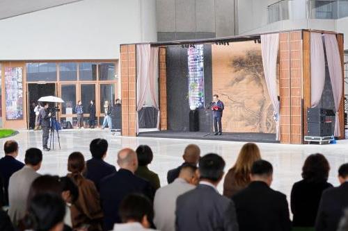 ������֮����ϵ������չ�ڰ�������